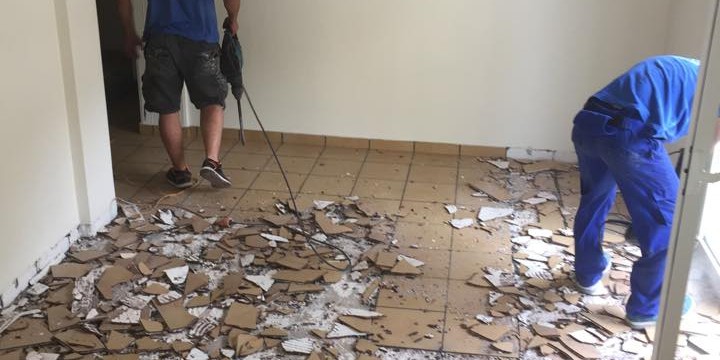 Ανακαίνιση δαπέδου - πλακιδίων σε κατοικία
